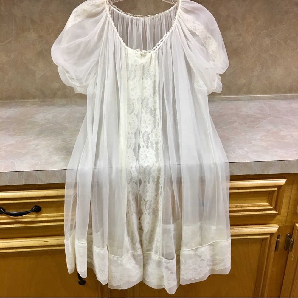 Unbranded Vintage Short Lingerie Robe Sz 6